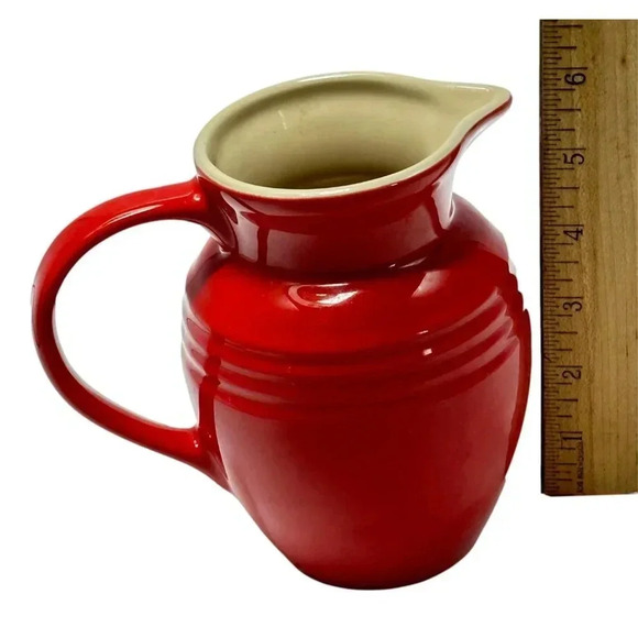 Le Crueset Milk Jug Stoneware Red Pottery 23 oz Ceramic - Picture 9 of 9